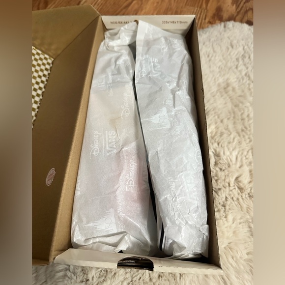 VANS x 2022 Disney Parks 50th Anniversary Mickey Mouse Slip On Shoes, Mens 12 - Picture 12 of 12